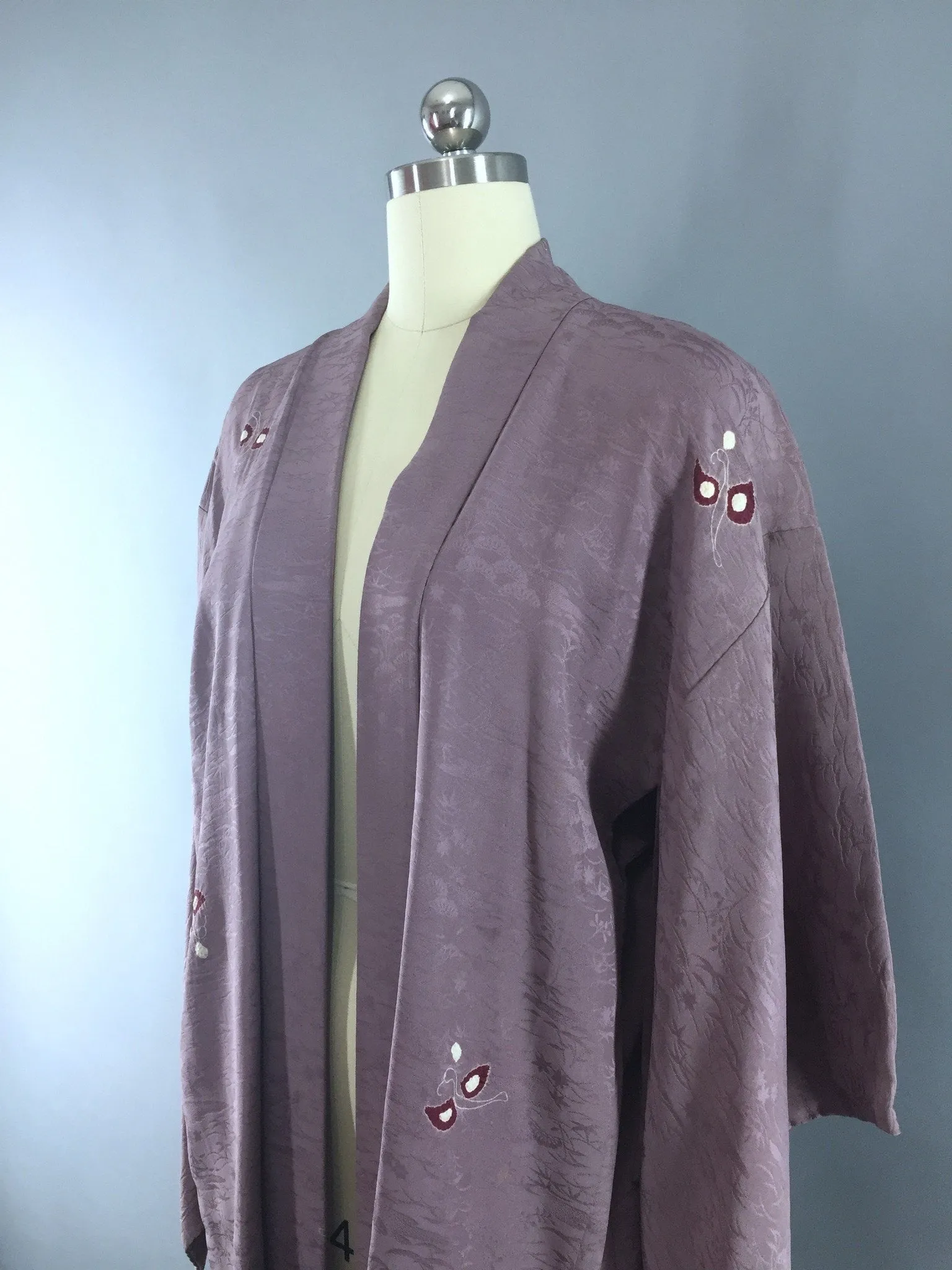 1950s Vintage Silk Haori Kimono Cardigan Jacket in Lavender Purple Shibori