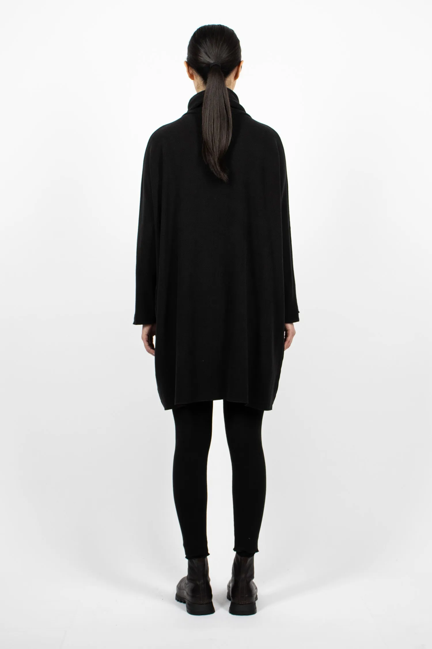 31_213 Turtleneck Dress Black