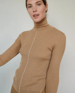 Austėja: Nutmeg Merino Wool Turtleneck