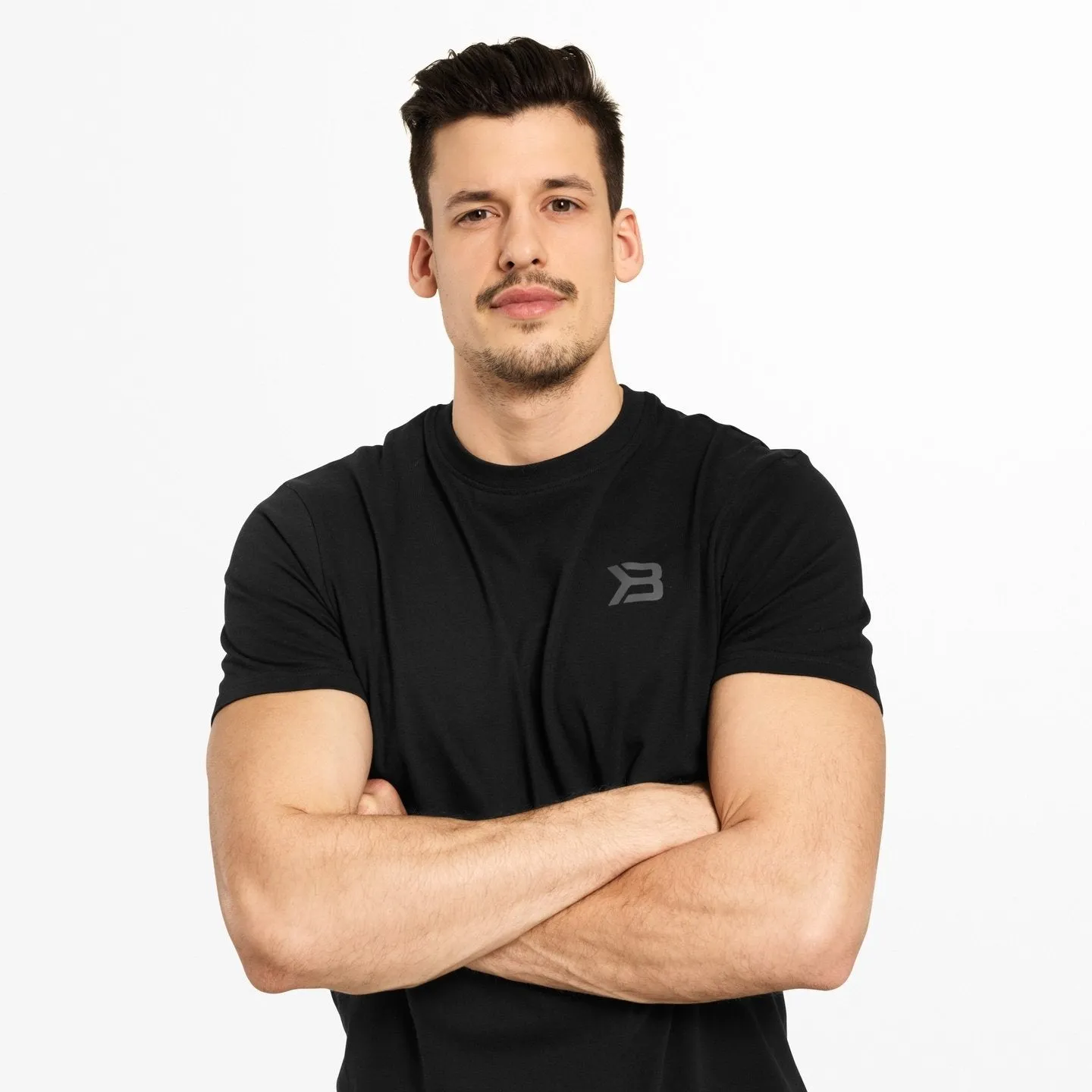 Better Bodies Essential Tee - Wash Black