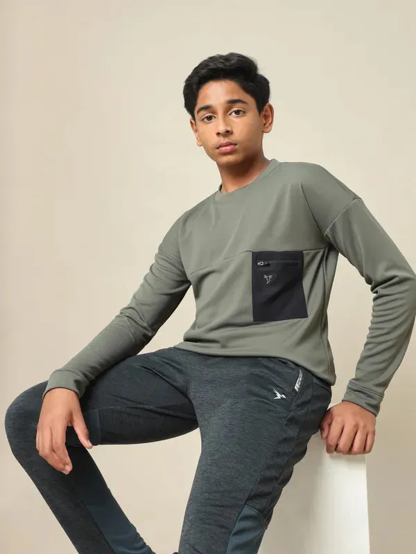 Boys Solid Slim Fit Crew Neck Pullover with TECHNO DRY