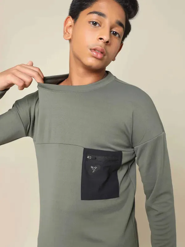 Boys Solid Slim Fit Crew Neck Pullover with TECHNO DRY