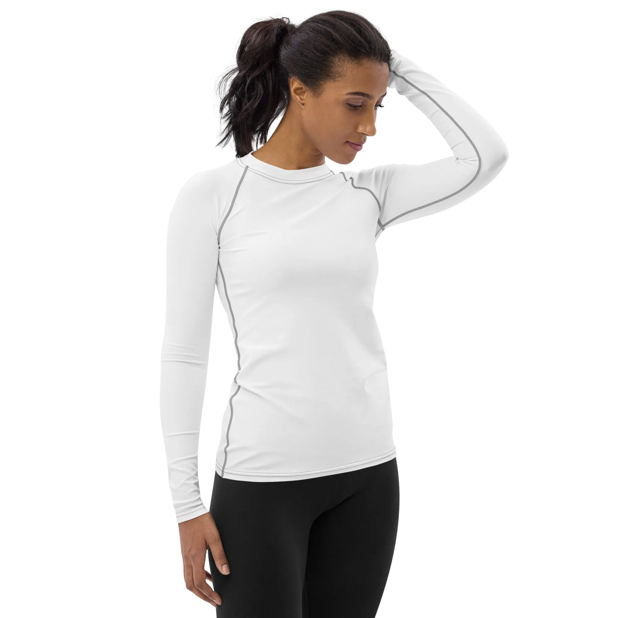 Classic Coverage: Solid Color Rash Guard for Women - Snow