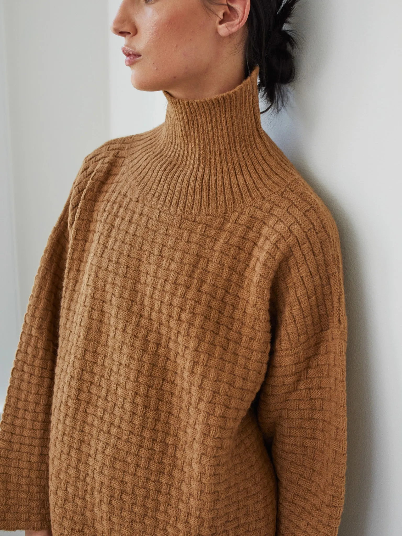 Lattice Turtleneck in Fawn