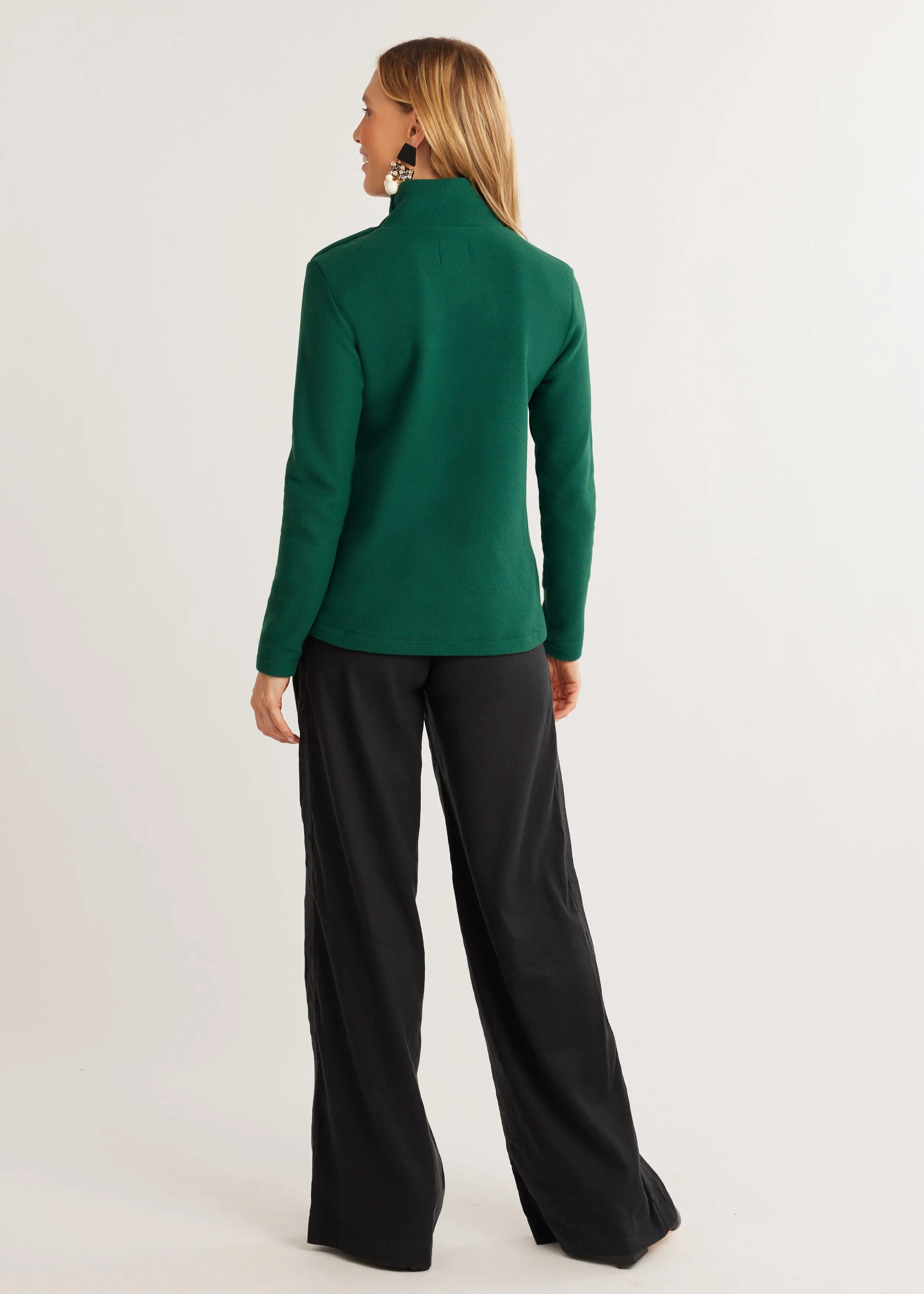 Meadow Greenpoint Turtleneck in Vello Fleece (Emerald)