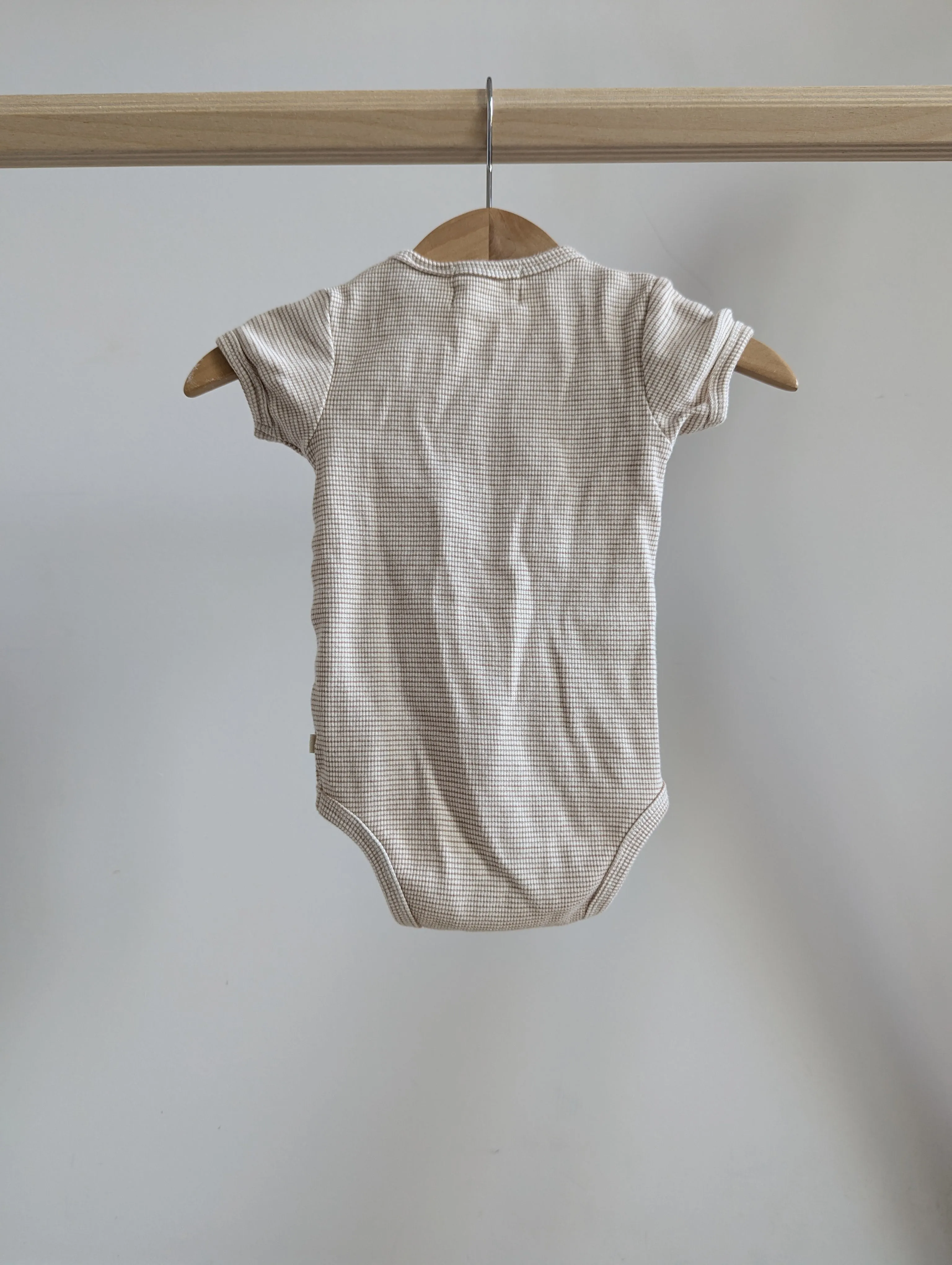 Wilson & Frenchy Short Sleeve Onesie (6-12M)